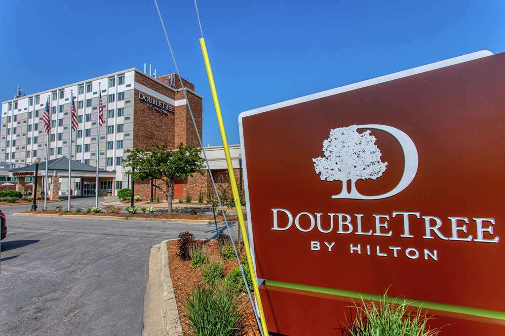 Doubletree By Hilton Ніна Екстер'єр фото
